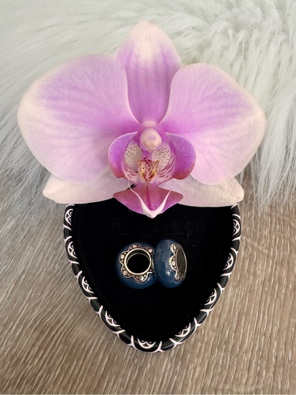 💙 Brighton Two Primavera Spacer Navy Blue Resin Beads with Silver Edges